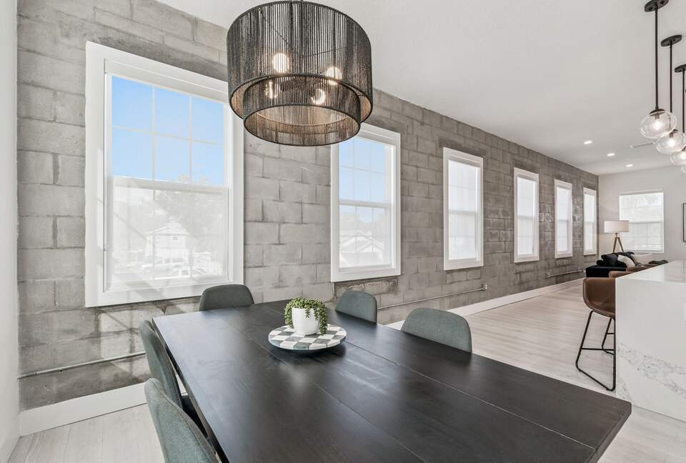 Warehouse Arts District Industrial Chic Townhome - St. Petersburg, Florida