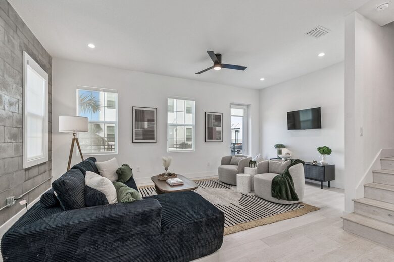 Warehouse Arts District Industrial Chic Townhome - St. Petersburg, Florida