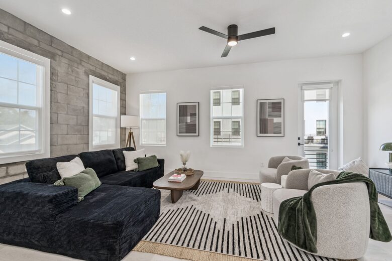 Warehouse Arts District Industrial Chic Townhome - St. Petersburg, Florida