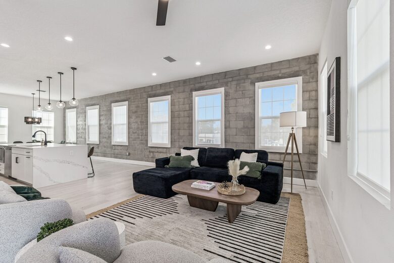 Warehouse Arts District Industrial Chic Townhome - St. Petersburg, Florida