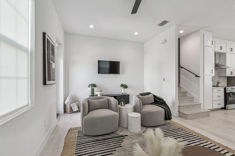 Warehouse Arts District Industrial Chic Townhome - St. Petersburg, Florida