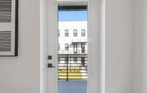 Warehouse Arts District Industrial Chic Townhome - St. Petersburg, Florida