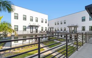 Warehouse Arts District Industrial Chic Townhome - St. Petersburg, Florida