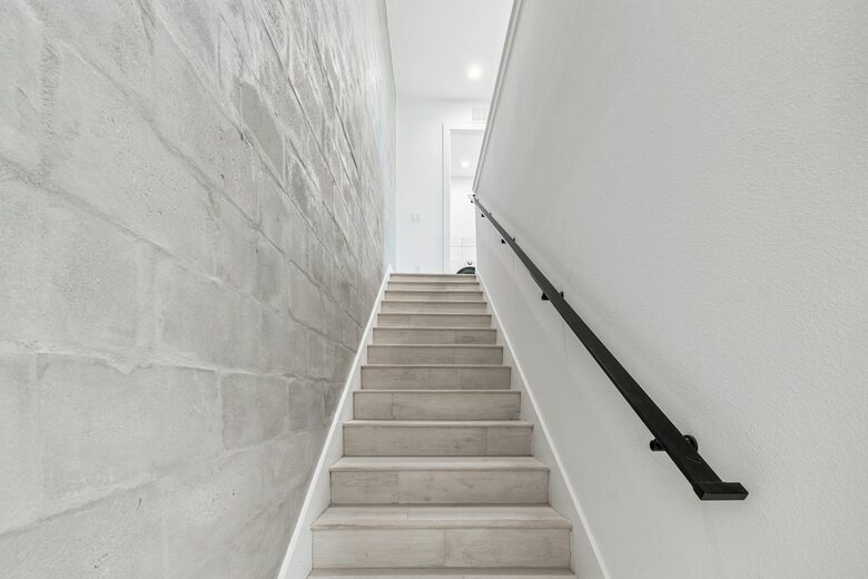 Warehouse Arts District Industrial Chic Townhome - St. Petersburg, Florida