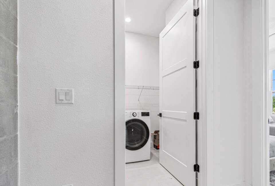 Warehouse Arts District Industrial Chic Townhome - St. Petersburg, Florida