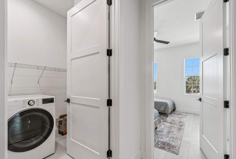 Warehouse Arts District Industrial Chic Townhome - St. Petersburg, Florida