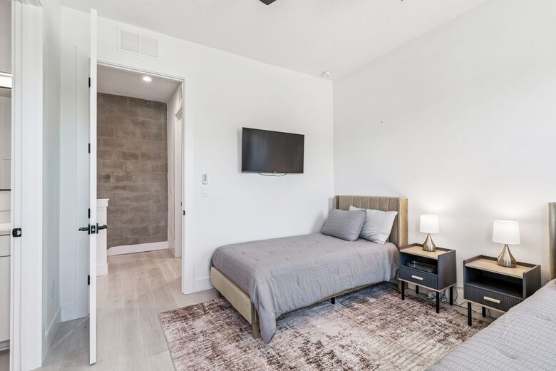 Warehouse Arts District Industrial Chic Townhome - St. Petersburg, Florida