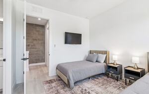 Warehouse Arts District Industrial Chic Townhome - St. Petersburg, Florida