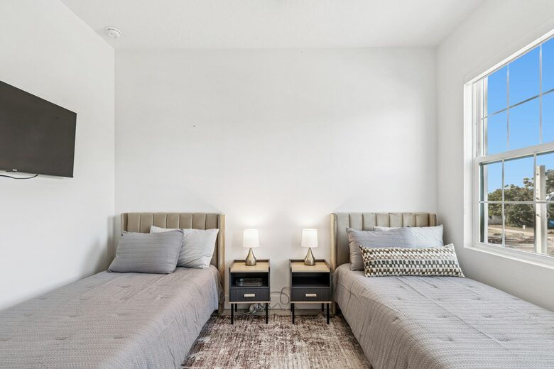 Warehouse Arts District Industrial Chic Townhome - St. Petersburg, Florida