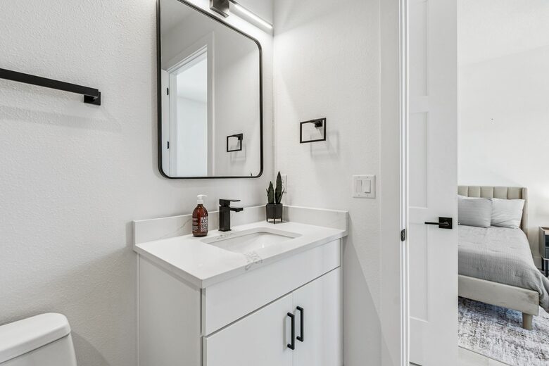 Warehouse Arts District Industrial Chic Townhome - St. Petersburg, Florida