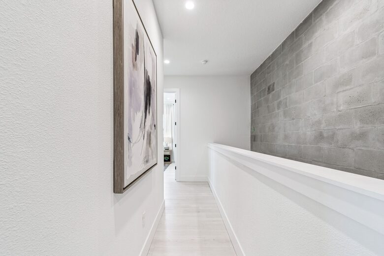 Warehouse Arts District Industrial Chic Townhome - St. Petersburg, Florida