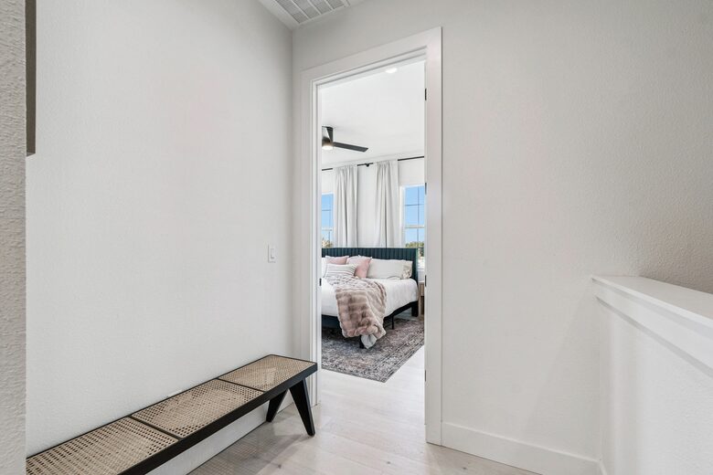 Warehouse Arts District Industrial Chic Townhome - St. Petersburg, Florida