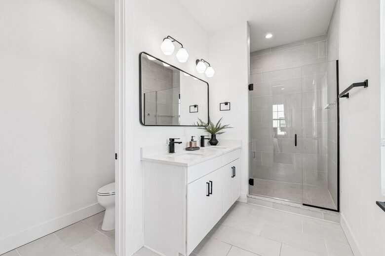 Warehouse Arts District Industrial Chic Townhome - St. Petersburg, Florida