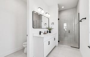 Warehouse Arts District Industrial Chic Townhome - St. Petersburg, Florida