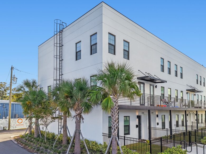 Warehouse Arts District Industrial Chic Townhome - St. Petersburg, Florida