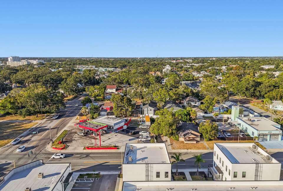 Warehouse Arts District Industrial Chic Townhome - St. Petersburg, Florida