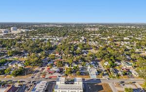 Warehouse Arts District Industrial Chic Townhome - St. Petersburg, Florida