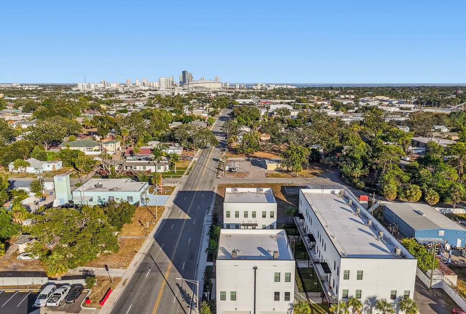 Warehouse Arts District Industrial Chic Townhome - St. Petersburg, Florida