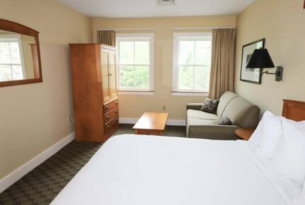 True Ski-In/Ski-Out Escape at Jackson Gore - Ludlow, Vermont