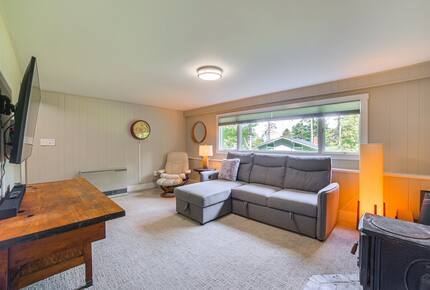 Walk-to-Trails Mountain Home at the Base of Mount Ascutney - West Windsor, Vermont