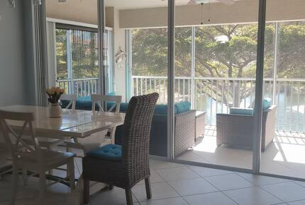 Serene Florida Retreat in a Gated Community - Naples, Florida