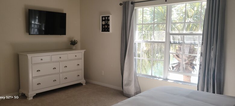 Serene Florida Retreat in a Gated Community - Naples, Florida