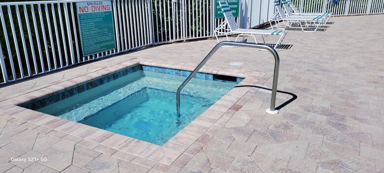 Serene Florida Retreat in a Gated Community - Naples, Florida