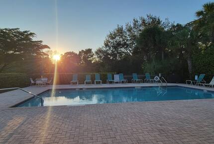 Serene Florida Retreat in a Gated Community - Naples, Florida