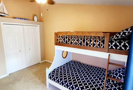 Serene Florida Retreat in a Gated Community - Naples, Florida