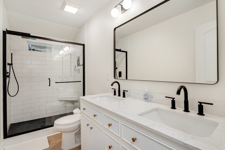 A Peaceful Mountain Getaway in the Heart of Lake Lure - Lake Lure, North Carolina