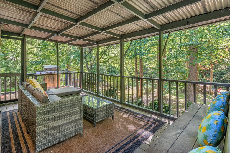 A Peaceful Mountain Getaway in the Heart of Lake Lure - Lake Lure, North Carolina
