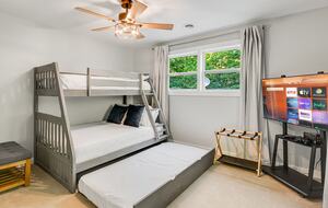 A Peaceful Mountain Getaway in the Heart of Lake Lure - Lake Lure, North Carolina