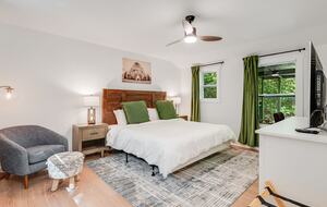 A Peaceful Mountain Getaway in the Heart of Lake Lure - Lake Lure, North Carolina