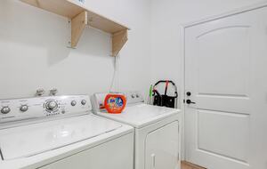 A Peaceful Mountain Getaway in the Heart of Lake Lure - Lake Lure, North Carolina