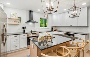 A Peaceful Mountain Getaway in the Heart of Lake Lure - Lake Lure, North Carolina