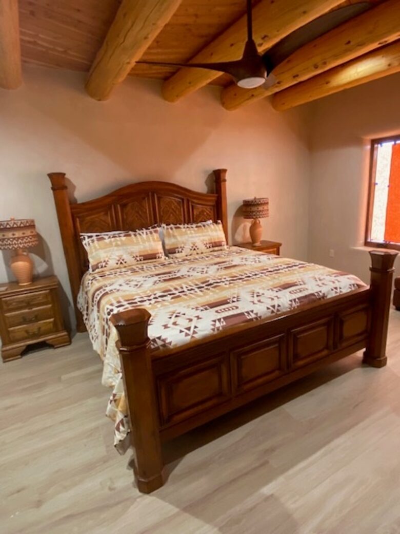 High Desert Adobe Escape Near Taos - El Prado, New Mexico