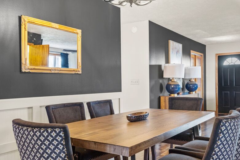 Hilltop Ozark Retreat with Panoramic Sunset Views - Theodosia, Missouri