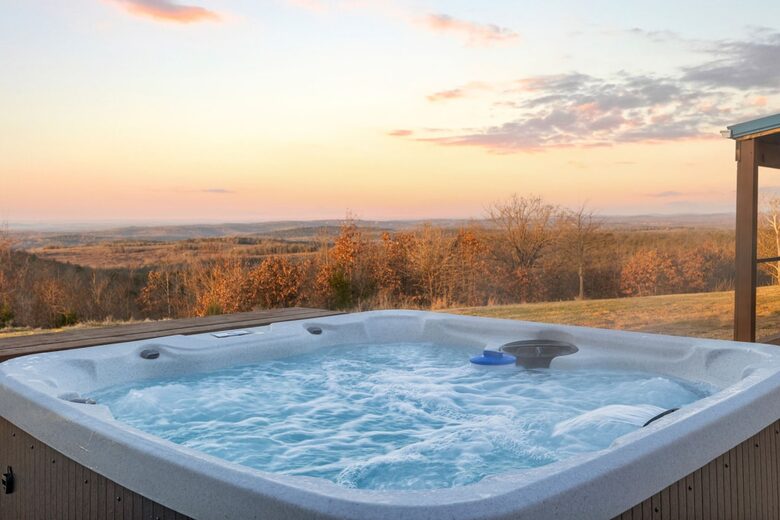 Hilltop Ozark Retreat with Panoramic Sunset Views - Theodosia, Missouri