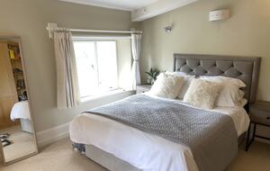 Swan Lake Penthouse Escape - Rickmansworth, United Kingdom