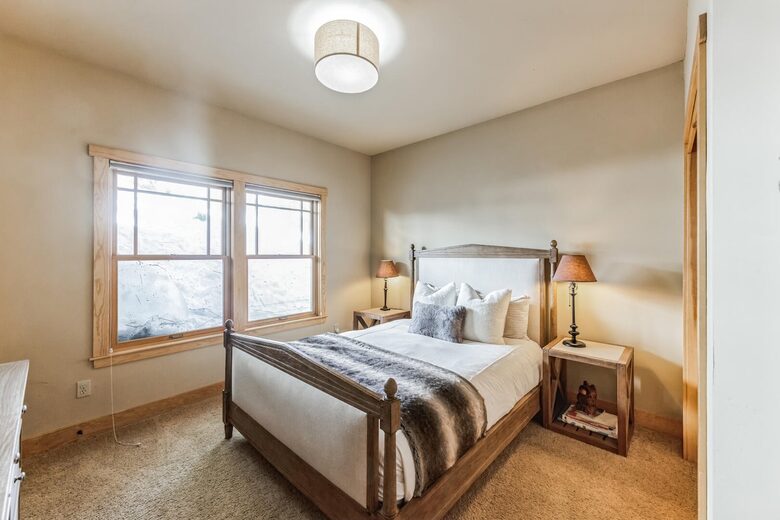 River Run Family Retreat Near Palisades Tahoe - Alpine Meadows, California