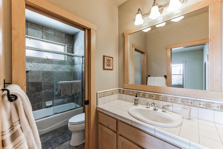 River Run Family Retreat Near Palisades Tahoe - Alpine Meadows, California