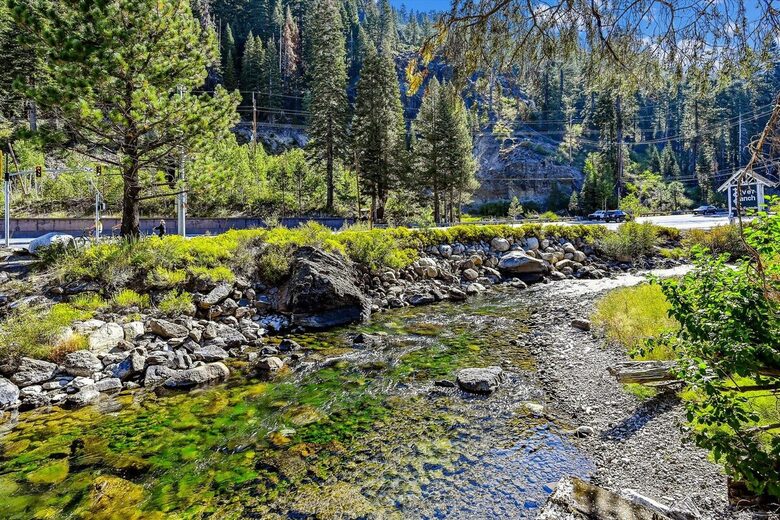 River Run Family Retreat Near Palisades Tahoe - Alpine Meadows, California
