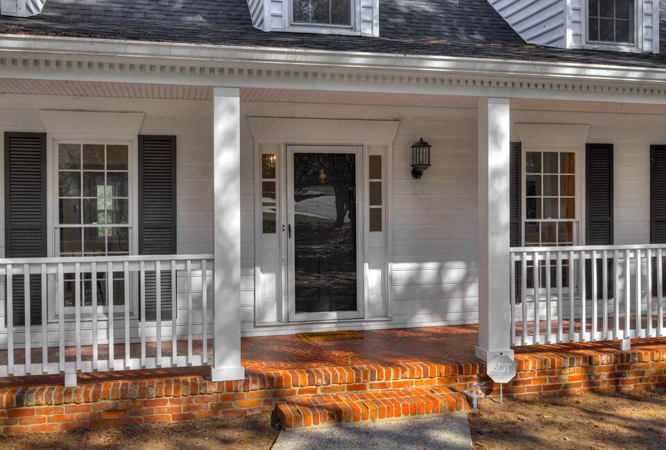 Large Family-Friendly Home in Prime Augusta Location - Augusta, Georgia