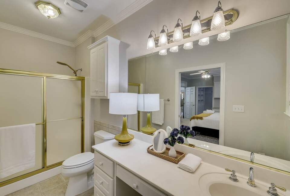 Large Family-Friendly Home in Prime Augusta Location - Augusta, Georgia