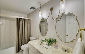 Large Family-Friendly Home in Prime Augusta Location - Augusta, Georgia