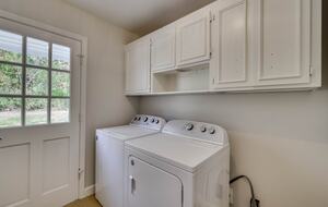 Large Family-Friendly Home in Prime Augusta Location - Augusta, Georgia