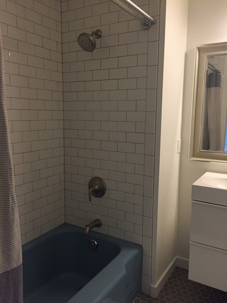 Oceanfront Mid Century Retreat with Private Beach Access in Gearhart - Gearhart, Oregon