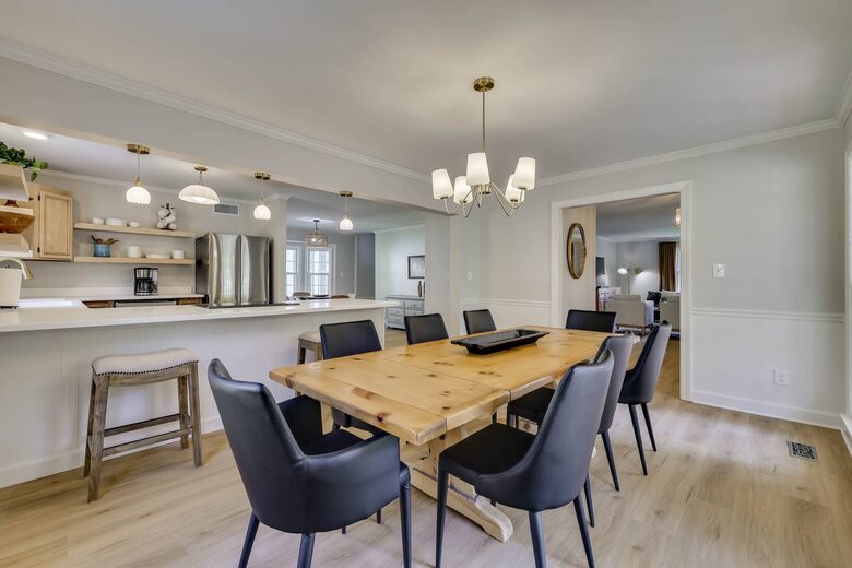 Large Family-Friendly Home in Prime Augusta Location - Augusta, Georgia