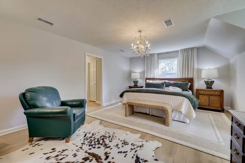 Large Family-Friendly Home in Prime Augusta Location - Augusta, Georgia