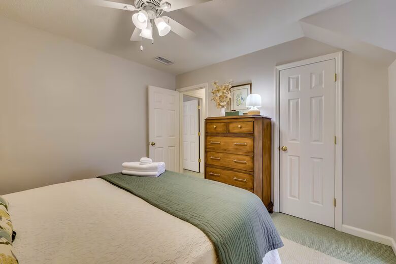 Large Family-Friendly Home in Prime Augusta Location - Augusta, Georgia